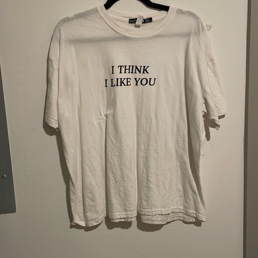 Graphic tee